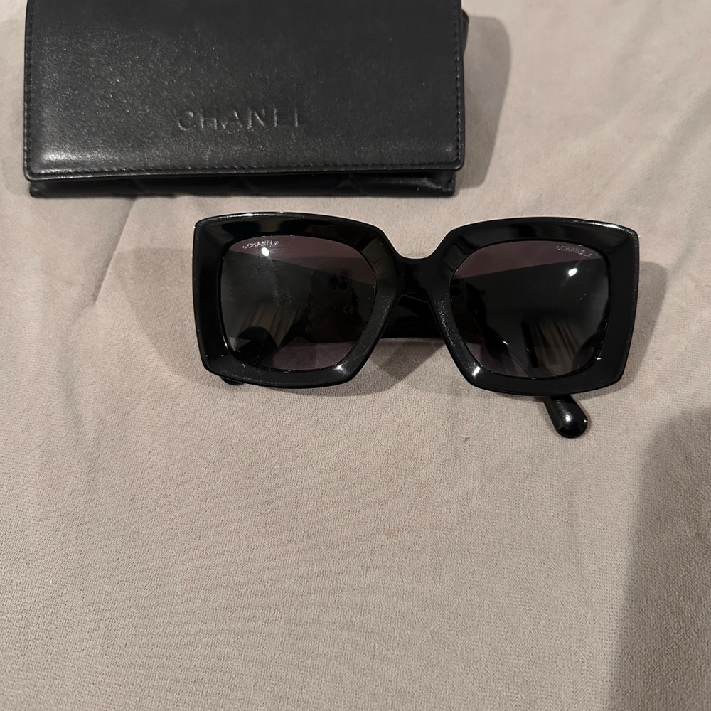 Authentic Chanel rectangle sunglasses - image 13